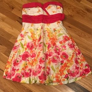 Floral strapless dress